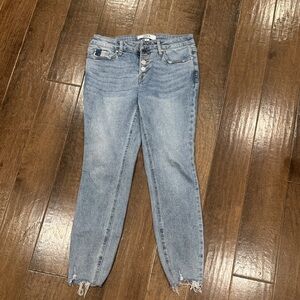 MICA Classic Light Blue Women's Cropped Jeans